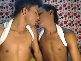 Sexo por webcam con parejas gays  por SMS